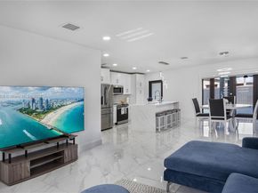 9240 SW 57th Ter, Miami FL 33173