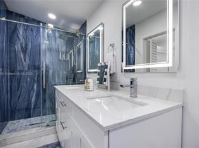 9240 SW 57th Ter, Miami FL 33173