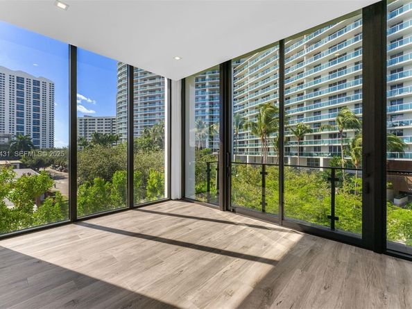 1525 Bay Rd 1525, Miami Beach FL 33139