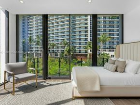 1525 Bay Rd 1525, Miami Beach FL 33139