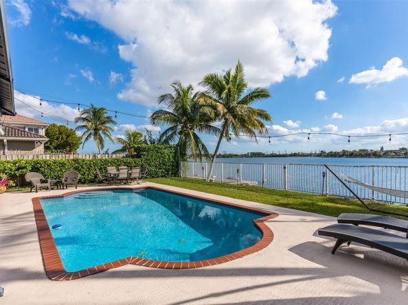 13000 SW 136th Ter, Miami FL 33186