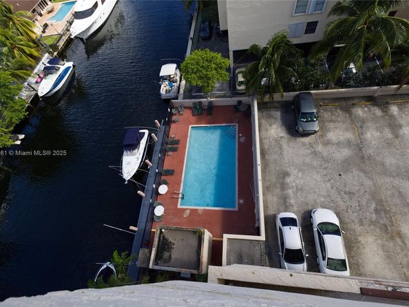 2903 N Miami Beach Blvd 806, North Miami Beach FL 33160