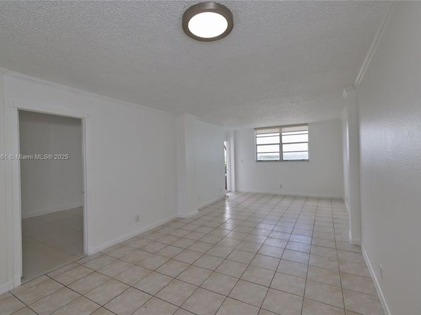 2903 N Miami Beach Blvd 806, North Miami Beach FL 33160