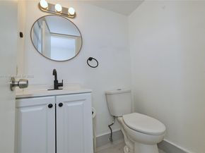 2903 N Miami Beach Blvd 806, North Miami Beach FL 33160