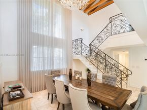 1556 71st St, Miami Beach FL 33141