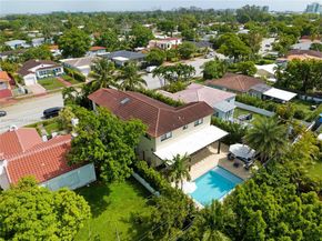 1556 71st St, Miami Beach FL 33141