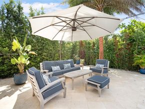 1556 71st St, Miami Beach FL 33141