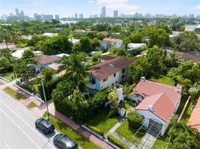 1556 71st St, Miami Beach FL 33141