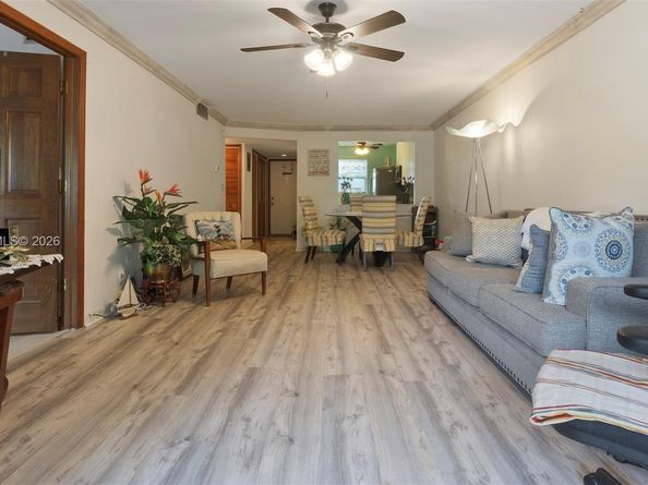 8605 W Sample Rd 202, Coral Springs FL 33065