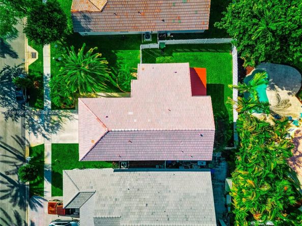 15241 SW 51st St, Miramar FL 33027