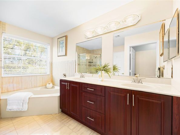 15241 SW 51st St, Miramar FL 33027