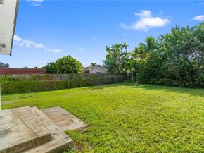 5658 SW 1st St, Miami FL 33134