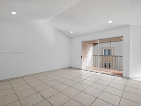 13856 SW 93rd Ln 13856, Miami FL 33186