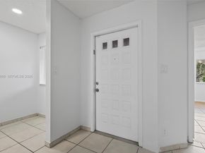 13856 SW 93rd Ln 13856, Miami FL 33186