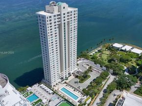 800 Claughton Island Dr 1504, Miami FL 33131