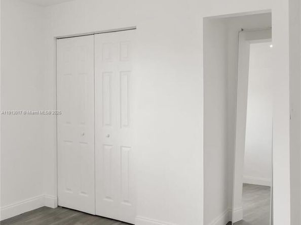 15309 SW 183rd Ter, Miami FL 33187