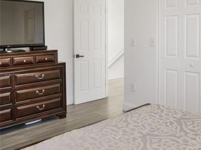 15309 SW 183rd Ter, Miami FL 33187