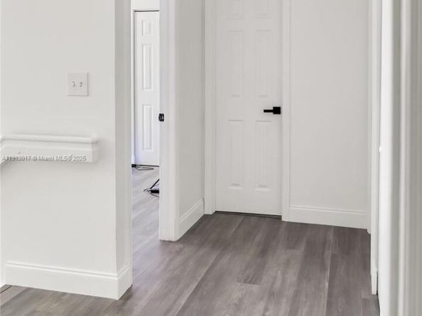 15309 SW 183rd Ter, Miami FL 33187