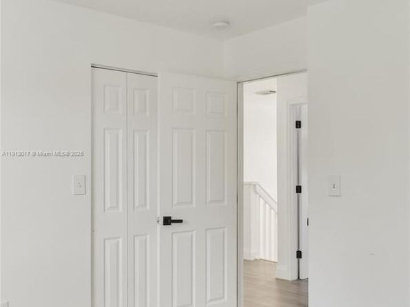 15309 SW 183rd Ter, Miami FL 33187