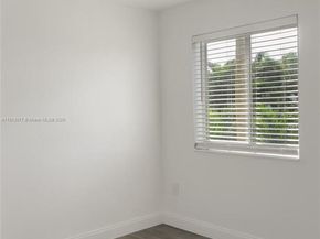 15309 SW 183rd Ter, Miami FL 33187