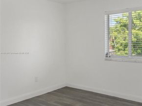 15309 SW 183rd Ter, Miami FL 33187