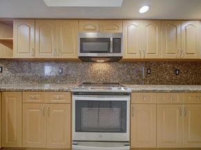 7601 E Treasure Dr 1811, North Bay Village FL 33141