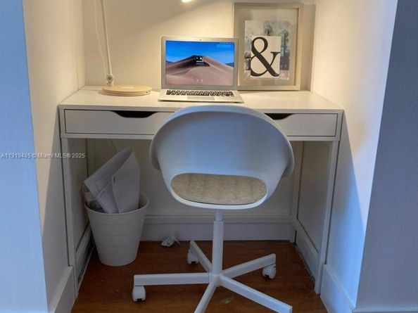 1717 N Bayshore Dr A1953, Miami FL 33132