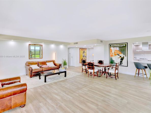 1121 Crandon Blvd E708, Key Biscayne FL 33149