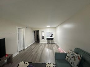 7500 NW 17th St 102, Plantation FL 33313