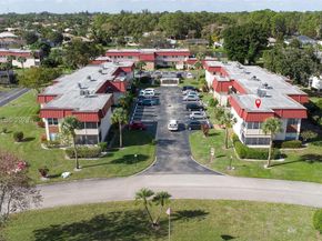 12027 S Greenway Cir 206, Royal Palm Beach FL 33411