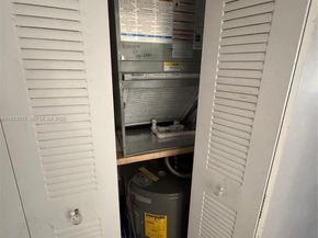 12027 S Greenway Cir 206, Royal Palm Beach FL 33411