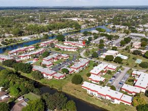 12027 S Greenway Cir 206, Royal Palm Beach FL 33411