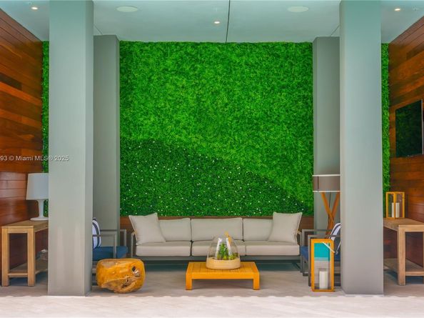 2821 S Bayshore Dr LPHD, Miami FL 33133