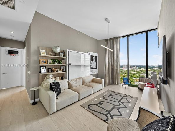 2821 S Bayshore Dr LPHD, Miami FL 33133