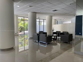 20100 W Country Club Dr 507, Aventura FL 33180