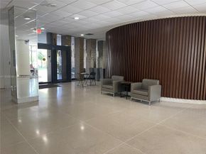 20100 W Country Club Dr 507, Aventura FL 33180