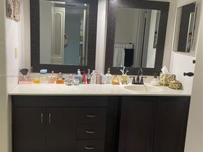 20100 W Country Club Dr 507, Aventura FL 33180