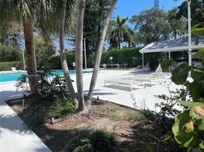 20100 W Country Club Dr 507, Aventura FL 33180