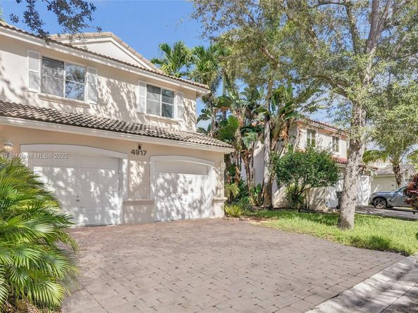 4917 SW 32nd Way, Hollywood FL 33312