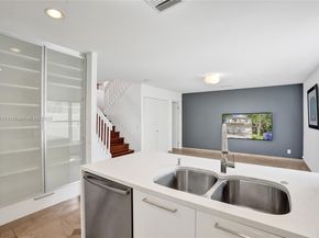 4917 SW 32nd Way, Hollywood FL 33312