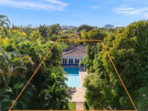 3755 Royal Palm Ave, Miami Beach FL 33140