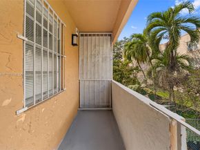 515 SW 3rd St 6, Miami FL 33130