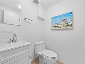 515 SW 3rd St 6, Miami FL 33130