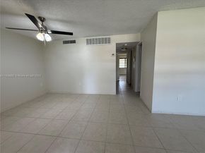 70 NE 202nd Ter T7, Miami Gardens FL 33179