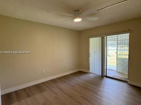 70 NE 202nd Ter T7, Miami Gardens FL 33179