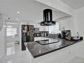 15463 SW 57th St, Miami FL 33193