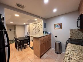 3650 Inverrary Dr 3YG, Lauderhill FL 33319