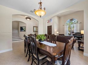 19165 N Gardenia Ave, Weston FL 33332