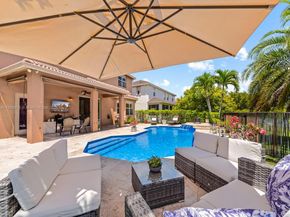 19165 N Gardenia Ave, Weston FL 33332
