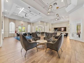 19165 N Gardenia Ave, Weston FL 33332